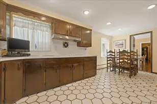 4 The Birches, Roslyn, NY 11576 - Photo 15