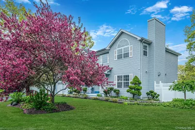 73 Elm Avenue, Coram, NY 11727 - Photo 3