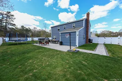 45 Roosevelt Avenue, Selden, NY 11784 - Photo 3