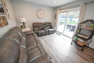 45 Roosevelt Ave, Selden, NY 11784 - Photo 15