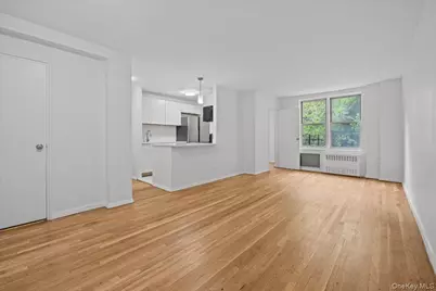5425 Valles Avenue #2M, Bronx, NY 10471 - Photo 5