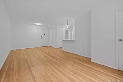 5425 Valles Avenue #2M, Bronx, NY 10471 - Photo 3