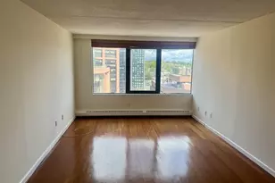 4 Martine Ave, White Plains, NY 10606 - Photo 9