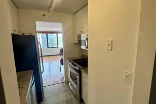 4 Martine Ave, White Plains, NY 10606 - Photo 11