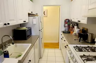 66-15 Thornton Pl, Rego Park, NY 11374 - Photo 11