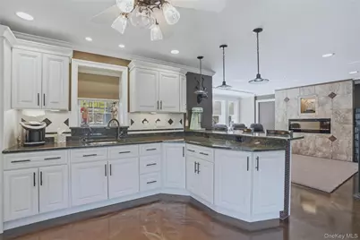 21 Nicole Way, Mahopac, NY 10541 - Photo 19