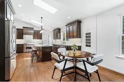 36 Stratford Road, New Rochelle, NY 10804 - Photo 7