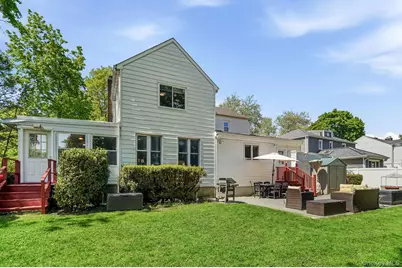 36 Stratford Road, New Rochelle, NY 10804 - Photo 29