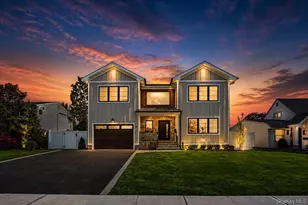 89 Choir Ln, Westbury, NY 11590 - Photo 39