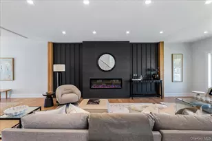89 Choir Ln, Westbury, NY 11590 - Photo 7