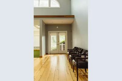 7785 Main Road, Mattituck, NY 11952 - Photo 3