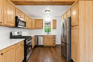 49 Longfellow Dr, Carmel, NY 10512 - Photo 13