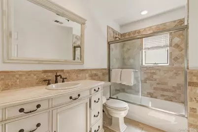25 Makanna Drive, Huntington, NY 11743 - Photo 21
