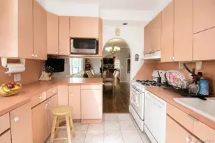 47-44 158th St, Flushing, NY 11358 - Photo 11
