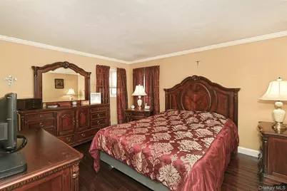 53 S 3rd Street, Bethpage, NY 11714 - Photo 5