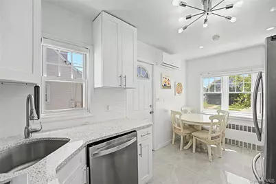 545 7th Avenue, New Hyde Park, NY 11040 - Photo 5