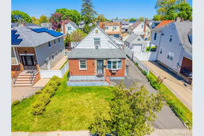 545 7th Avenue, New Hyde Park, NY 11040 - Photo 3