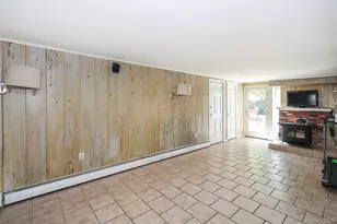 26 Daniel Dr, Glen Cove, NY 11542 - Photo 25