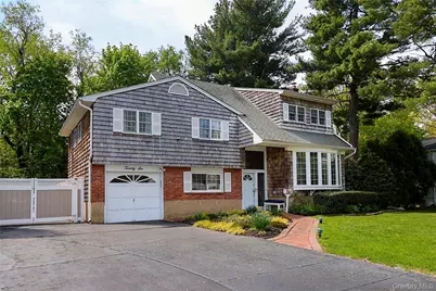 26 Daniel Drive, Glen Cove, NY 11542 - Photo 1