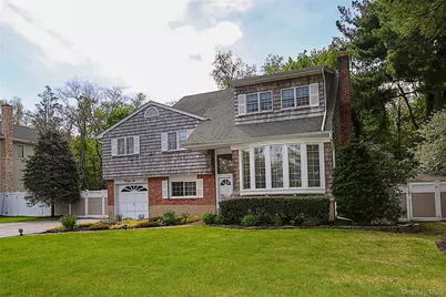 26 Daniel Drive, Glen Cove, NY 11542 - Photo 3