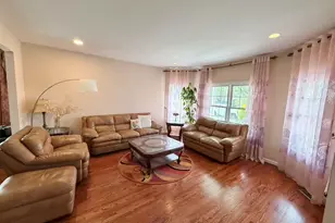122 Walker Rd, Mineola, NY 11501 - Photo 7