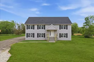 109 Robinson Ln, Wappingers Falls, NY 12590 - Photo 3