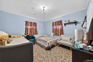 682 Lowell St, Westbury, NY 11590 - Photo 11