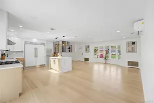 19 Birchwood Park Dr, Syosset, NY 11791 - Photo 13