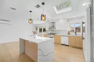 19 Birchwood Park Dr, Syosset, NY 11791 - Photo 7
