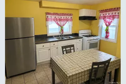 165 President Street, Hempstead, NY 11550 - Photo 7