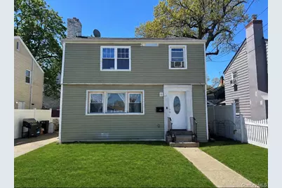 165 President Street, Hempstead, NY 11550 - Photo 1
