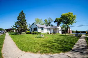 650 Bryant St, East Meadow, NY 11554 - Photo 5