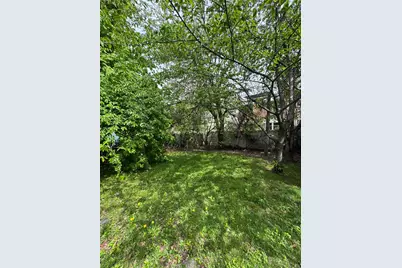 819 E 221st Street, Bronx, NY 10467 - Photo 7