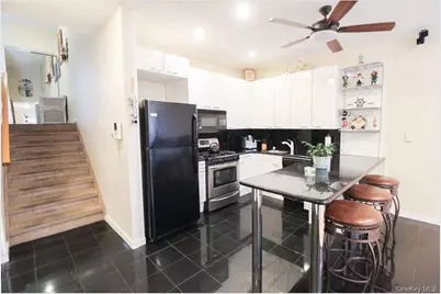2716 Schurz Avenue #B1, Bronx, NY 10465 - Photo 5