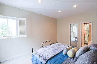 2716 Schurz Avenue #B1, Bronx, NY 10465 - Photo 17