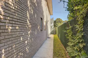 160-32 11th Ave, Whitestone, NY 11357 - Photo 3
