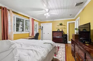 23 Colonial Dr, Smithtown, NY 11787 - Photo 15