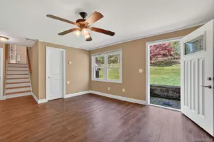 8 Aspen Way, Thornwood, NY 10594 - Photo 15