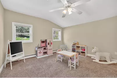 8 Aspen Way, Thornwood, NY 10594 - Photo 17