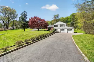 8 Aspen Way, Thornwood, NY 10594 - Photo 21