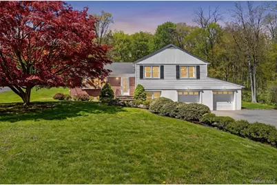 8 Aspen Way, Thornwood, NY 10594 - Photo 1