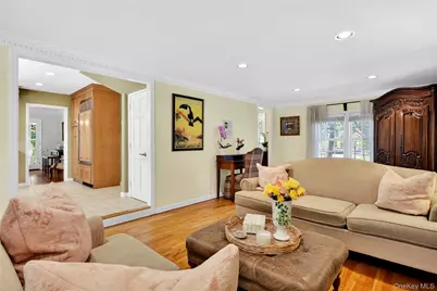34 Longridge Road, Manhasset, NY 11030 - Photo 5