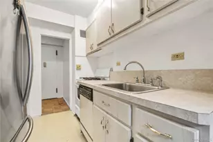 225 Adams St, Brooklyn, NY 11201 - Photo 25