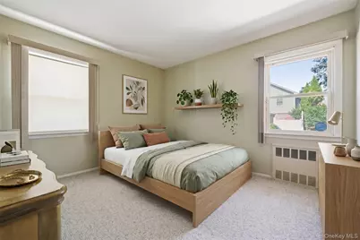236 Franklin Avenue, Malverne, NY 11565 - Photo 9