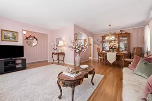 236 Franklin Ave, Malverne, NY 11565 - Photo 3