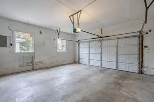 408 Lenox Rd, Huntington Station, NY 11746 - Photo 27