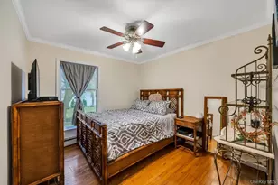 408 Lenox Rd, Huntington Station, NY 11746 - Photo 9