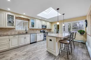 408 Lenox Rd, Huntington Station, NY 11746 - Photo 17