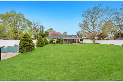 408 Lenox Road #B, Huntington Station, NY 11746 - Photo 25