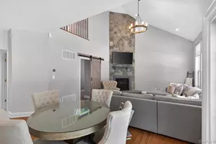 185 Plymouth Blvd, Smithtown, NY 11787 - Photo 13